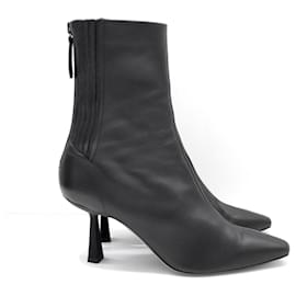 Aquazzura-Aquazzura Curzon Bootie 75 Ankle Boots-Black