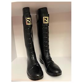 Fendi-Fendi Logo Black Rubber Boots-Black,Gold hardware