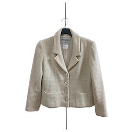 Chanel tweed jacket size 38 Beige Eggshell
