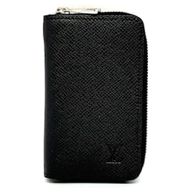 Louis Vuitton-Louis Vuitton Zippy Coin Purse in Taiga Leather-Other