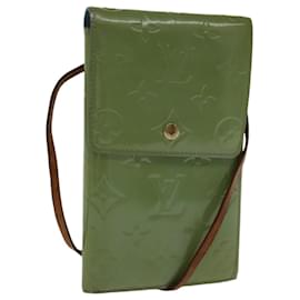 Louis Vuitton-LOUIS VUITTON Monogram Vernis Walker Wallet Baby Blue M91073 LV Auth hk1693-Light blue