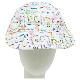 Chanel-CHANEL Cap Tweed M Multicolor CC Auth 94826A-Multiple colors
