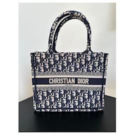 Dior-Handbags-Blue
