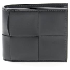 Bottega Veneta-Bottega Veneta Maxi Intrecciato Bi-fold Wallet-Black