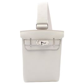 Hermès Kelly Weiß