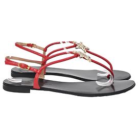 Giuseppe Zanotti Star Crystal-Embellished Sandals in Red Leather Red