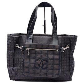 Borsa da viaggio Chanel con pochette Nero
