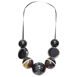 Collier déclaration en ruban avec des boules géantes en acrylique kaki Marni Noir
