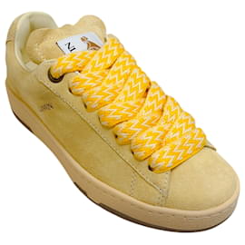 Lanvin-Lanvin Chamomile Suede Basses Light Curb Low Top Sneakers-Yellow
