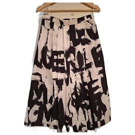 Graffiti Rock Alexander McQueen Noir Blanc