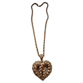 Collar Guy Laroche Couture con Péndulo de Corazón Dorado Dorado