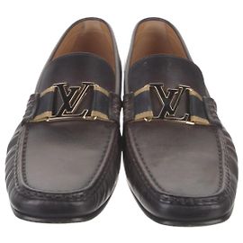 Mocassins de couro marrom Louis Vuitton muito elegantes Castanho escuro