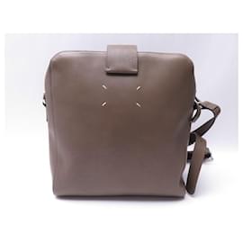 Maison Martin Margiela-MARTIN MARGIELA HANDBAG S35WG0112 BROWN LEATHER SHOULDER STRAP-Brown