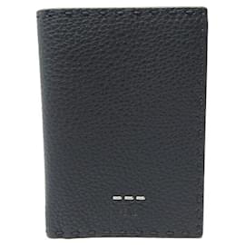 Fendi-NEW FENDI PASSPORT HOLDER 7M0269 IN BLACK LEATHER-Black