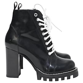 Louis Vuitton- Louis Vuitton Star Trail Laced Zipped Platform Boots in Black Leather-Black