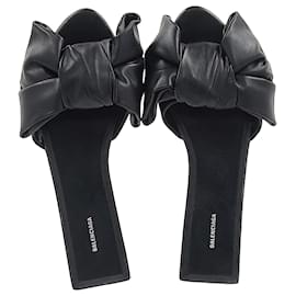 Balenciaga- Balenciaga Bow-Embellished Slip-on Flat Sandals in Black Leather-Black
