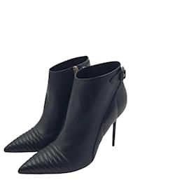 Burberry Black Leather Ankle Boots Black