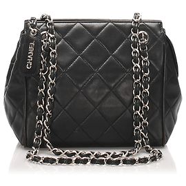 Sacs à main CHANEL T. Cuir Noir