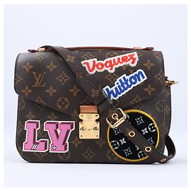 Bolsa Pochette Metis Edição Limitada MM 2Way em Canvas Monogram Louis Vuitton M43991 Marrom