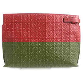 Loewe-Loewe Anagram Leather Clutch Bag Red-Red
