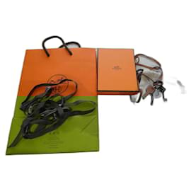 Hermès-new Hermès necklace with Barénia leather, ceramic, and horn, comes with box and dustbag-Brown