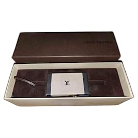 Louis Vuitton-Spirits of Louis Vuitton-Red