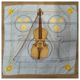 Lenço Hermès A Música das Esferas Seda Azul Claro Azul claro