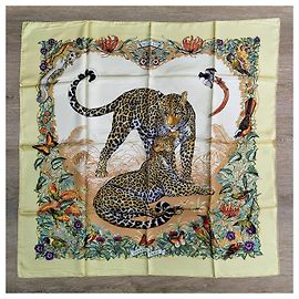 Hermès Seidentuch Jungle Love Gelb Gelb