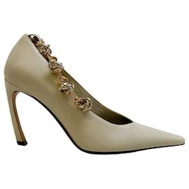 Lanvin-Lanvin Plaster Leather Swing Chain Pumps-Cream