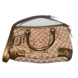 Sac à main Gucci Sukey en toile monogramme et cuir vert olive Vert olive Monogramme