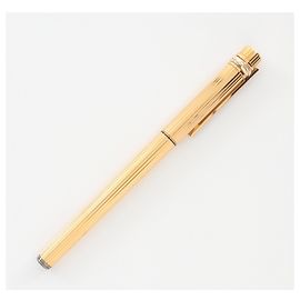 Pluma Cartier Trinity Dorado