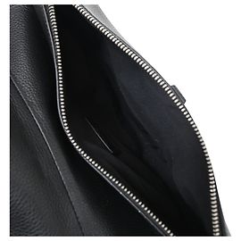 Borsa Saddle Dior in pelle nera martellata Nero