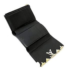 Louis Vuitton-Louis Vuitton Capucines Compact Wallet-Black