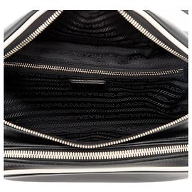 Prada Leder Gürteltasche Schwarz