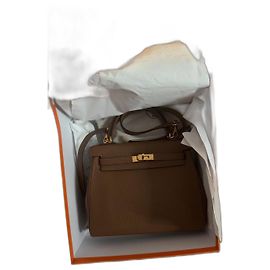 Bolsa Hermès Kelly 25 em couro Togo cor avelã Avelã Castanho claro Castanho escuro Camelo