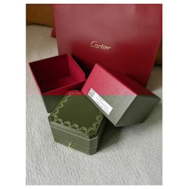 Cartier-Love Trinity JUC ring inner and outer box paper bag-Red