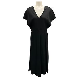 Vestido midi tecido com mangas flutter e decote em V Vince Black Preto
