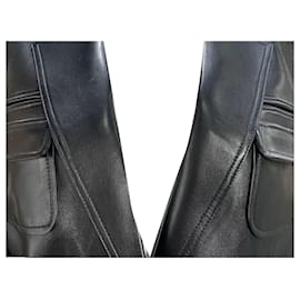 Tom Ford- Tom Ford Single-Breasted Blazer with Pockets in Black Leather-Black