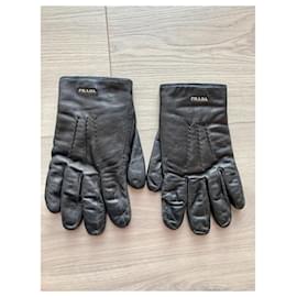Prada-Gloves-Black