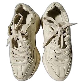 Baskets Gucci Rhyton Interlocking G Star Off-White Taille 34 Autre