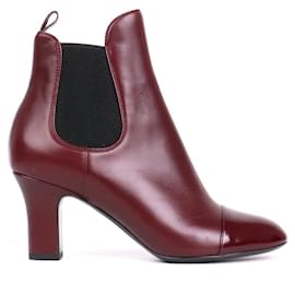 Louis Vuitton-LOUIS VUITTON - Louis Vuitton burgundy leather ankle boots-Dark red
