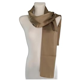 Max Mara Cachecol de seda Marrom