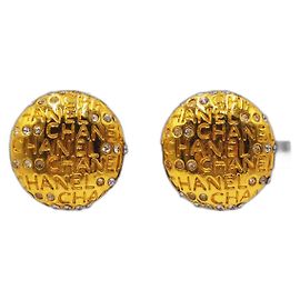 Pendientes de botón de cristal vintage de Chanel Gold hardware
