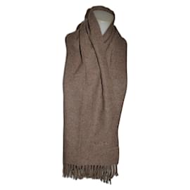 Fendi-scarf-Taupe