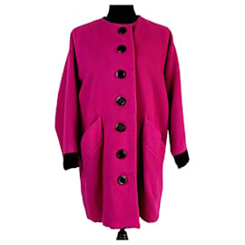 Yves Saint Laurent Manteau rose avec boutons noirs YSL Rive Gauche vintage, collection Automne-Hiver 87-88 Rose