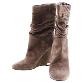 Louis Vuitton-Louis Vuitton Suede Ankle Boots-Brown