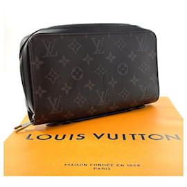 Louis Vuitton-Louis Vuitton Zippy XL Monogram Eclipse Wallet-Black