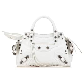 Balenciaga-Balenciaga Neo Cagole XS Lambskin Handbag-White