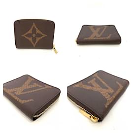 Louis Vuitton-Louis Vuitton Zippy Coin Purse Monogram M69354-Brown