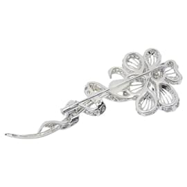 Autre Marque-K18WG Diamond Flower Motif Brooch-White